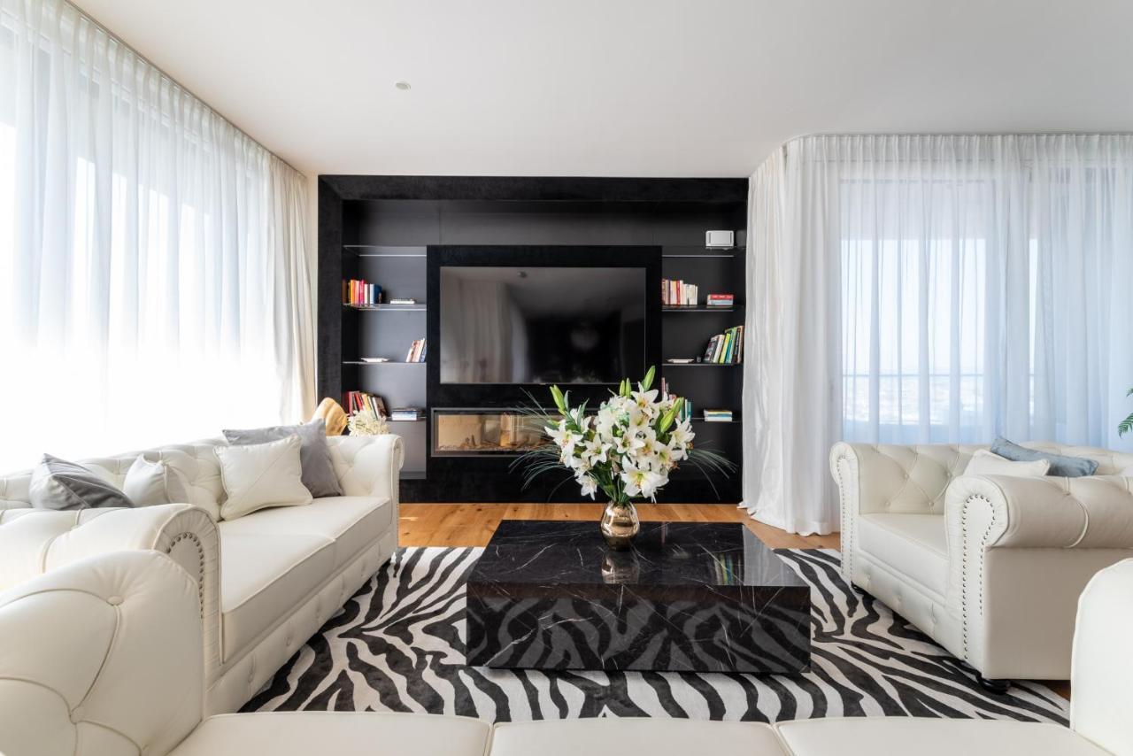 Exclusive 2br Skyline Penthouse By Hm Appartement Wenen